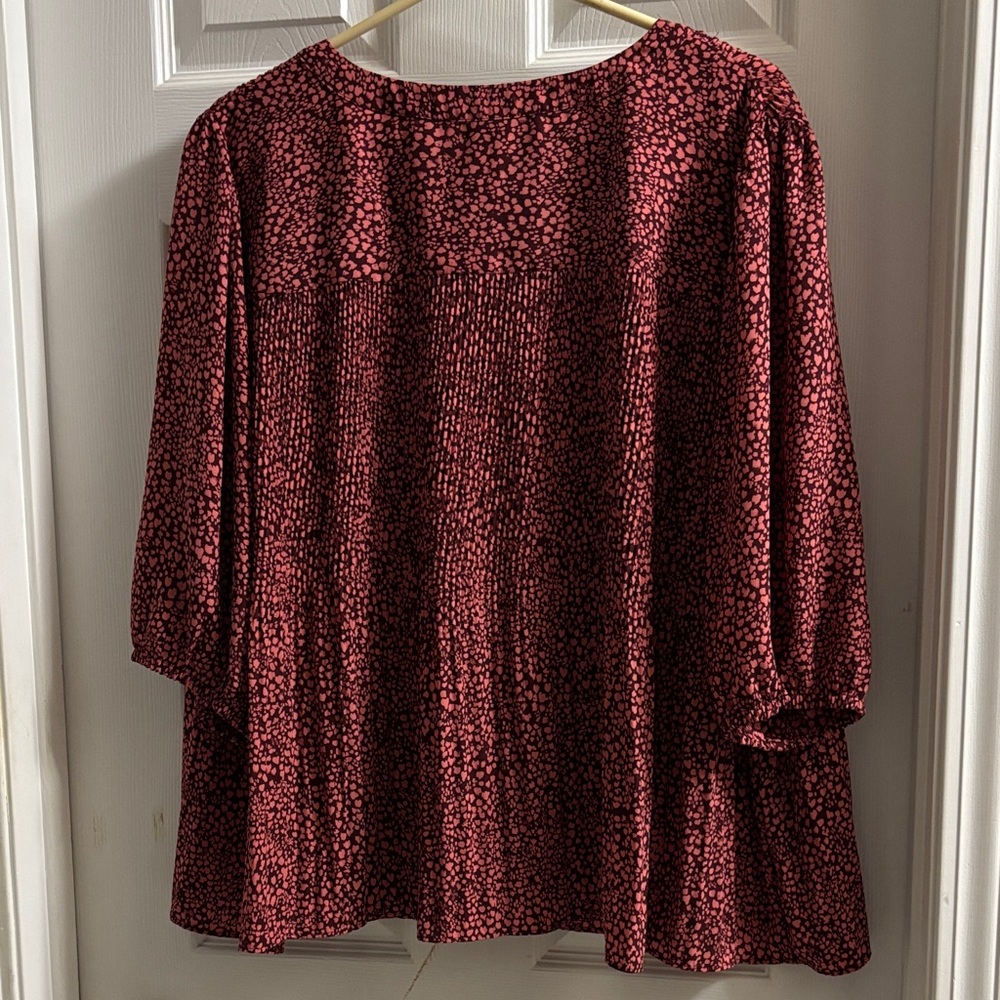 Women's Red Patterned Top - Picture 2 of 4